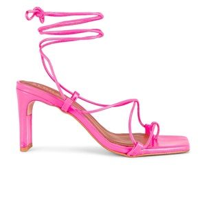 Brand new Aloha shoes